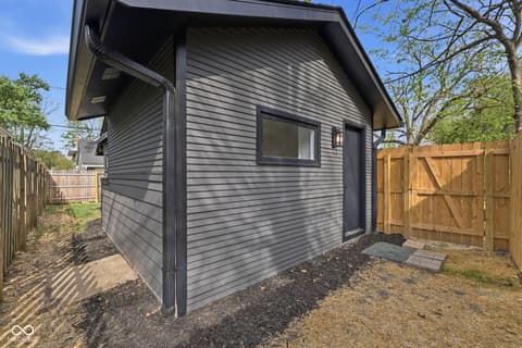 Photo of 819 E 56th Street, Indianapolis, IN