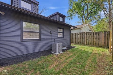 Photo of 819 E 56th Street, Indianapolis, IN