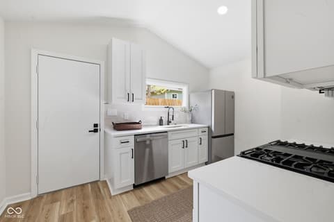 Photo of 819 E 56th Street, Indianapolis, IN