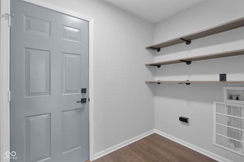 Laundry room at 2330 Lakecrest Drive, Columbus, IN