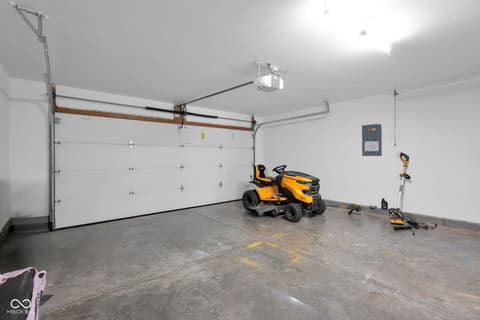 Garage at 2330 Lakecrest Drive, Columbus, IN