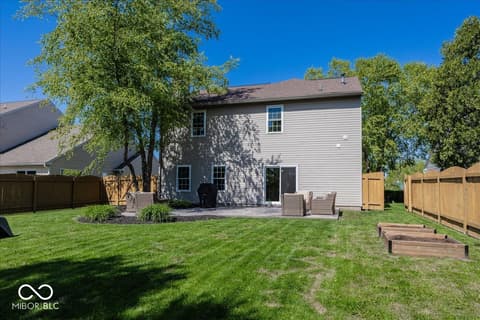 Photo of 13191 Sweet Briar Parkway, Fishers, IN