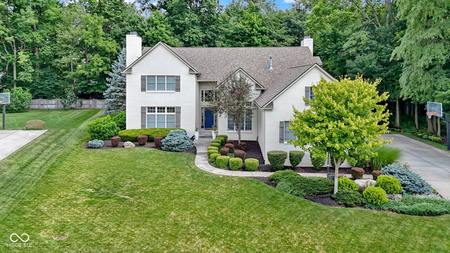 Photo of 1238 Sullivans Ridge, Zionsville, IN