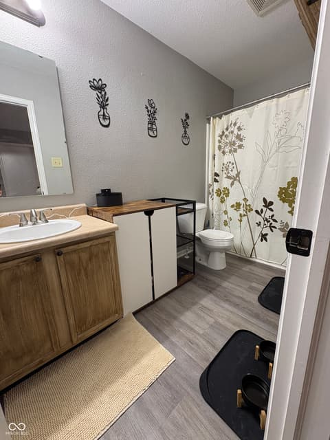 Bathroom at 1627 Carriage Circle, Shelbyville, IN