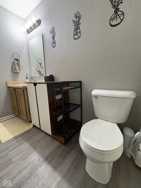 Bathroom at 1627 Carriage Circle, Shelbyville, IN