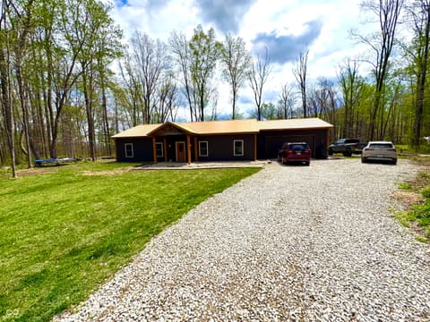 Photo of 3300 Carmel Ridge Lane, Morgantown, IN