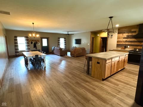 Dining room at 3300 Carmel Ridge Lane, Morgantown, IN