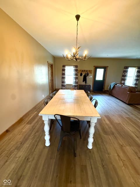 Dining room at 3300 Carmel Ridge Lane, Morgantown, IN
