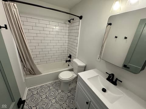 Photo of 807 Lincoln Street, Indianapolis, IN