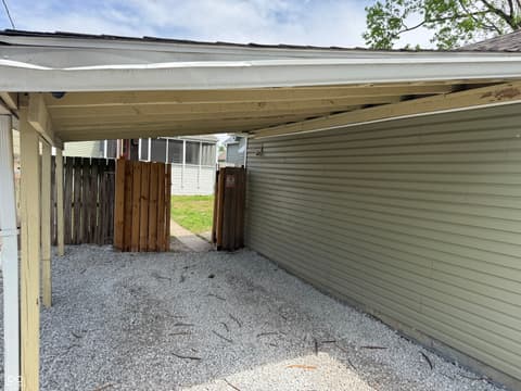 Photo of 807 Lincoln Street, Indianapolis, IN