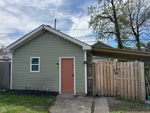 Photo of 807 Lincoln Street, Indianapolis, IN