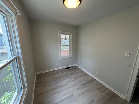 Photo of 807 Lincoln Street, Indianapolis, IN