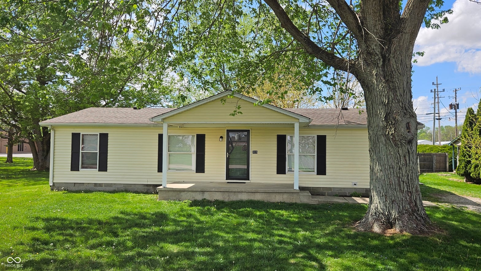 Front exterior at 315 1st Street, Shirley, IN