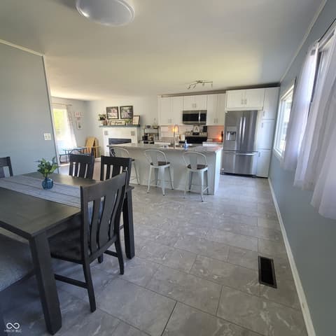 Photo of 707 Shadowlawn Avenue, Greencastle, IN