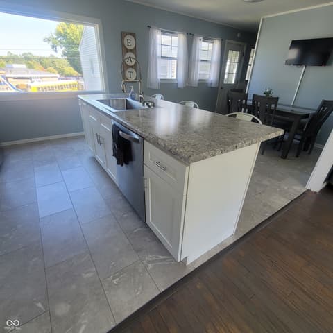 Photo of 707 Shadowlawn Avenue, Greencastle, IN