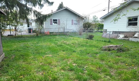 Photo of 814 N West Street, Alexandria, IN