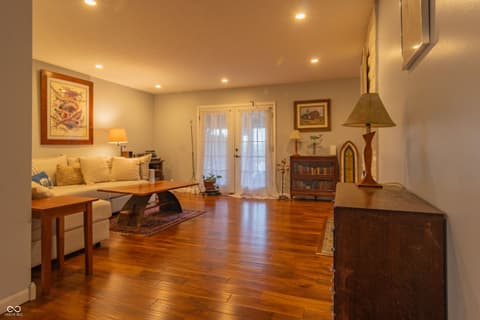 Living room at 2101 Elizaville Road, Lebanon, IN