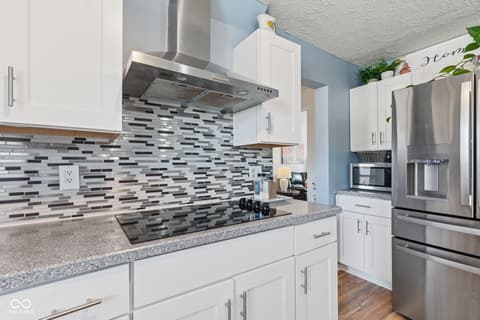 Kitchen at 721 Creston Point Circle, Indianapolis, IN
