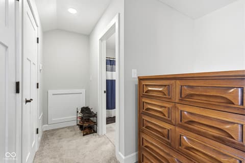 Hallway at 4423 W Preserve Pass, New Palestine, IN