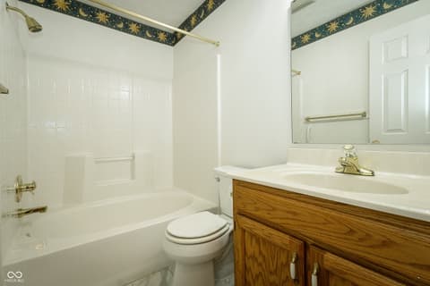 Photo of 1025 Woodridge, Brownsburg, IN