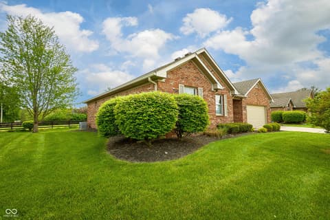 Photo of 1025 Woodridge, Brownsburg, IN