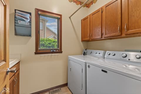 Photo of 1858 Broadleaf Court, Greenwood, IN