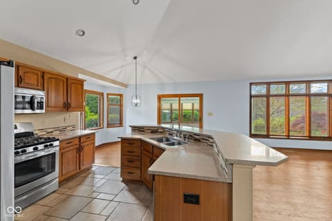 Photo of 1858 Broadleaf Court, Greenwood, IN