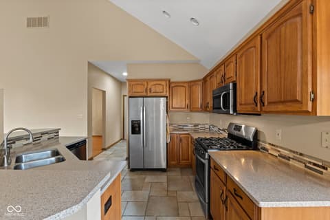 Photo of 1858 Broadleaf Court, Greenwood, IN