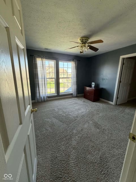 Photo of 4677 W Harvest Way, New Palestine, IN