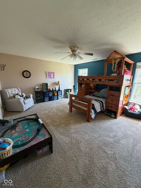 Photo of 4677 W Harvest Way, New Palestine, IN