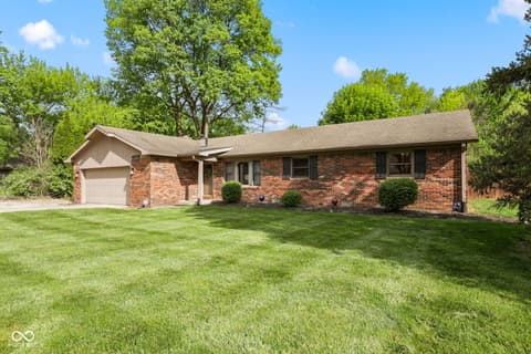 Front exterior at 4078 W Fairview Road, Greenwood, IN