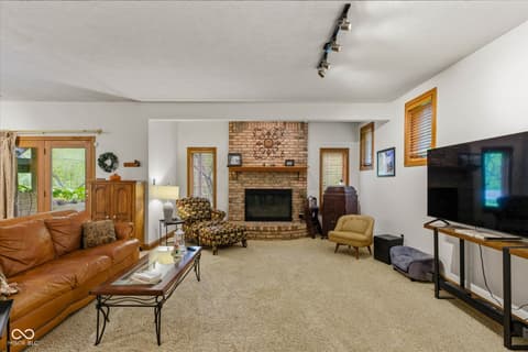 Photo of 1353 Bur Oak Court, Avon, IN