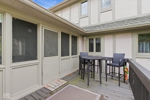 Photo of 1353 Bur Oak Court, Avon, IN