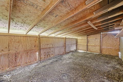 Storage — 10941 N County Road 1050 E, Hope, IN