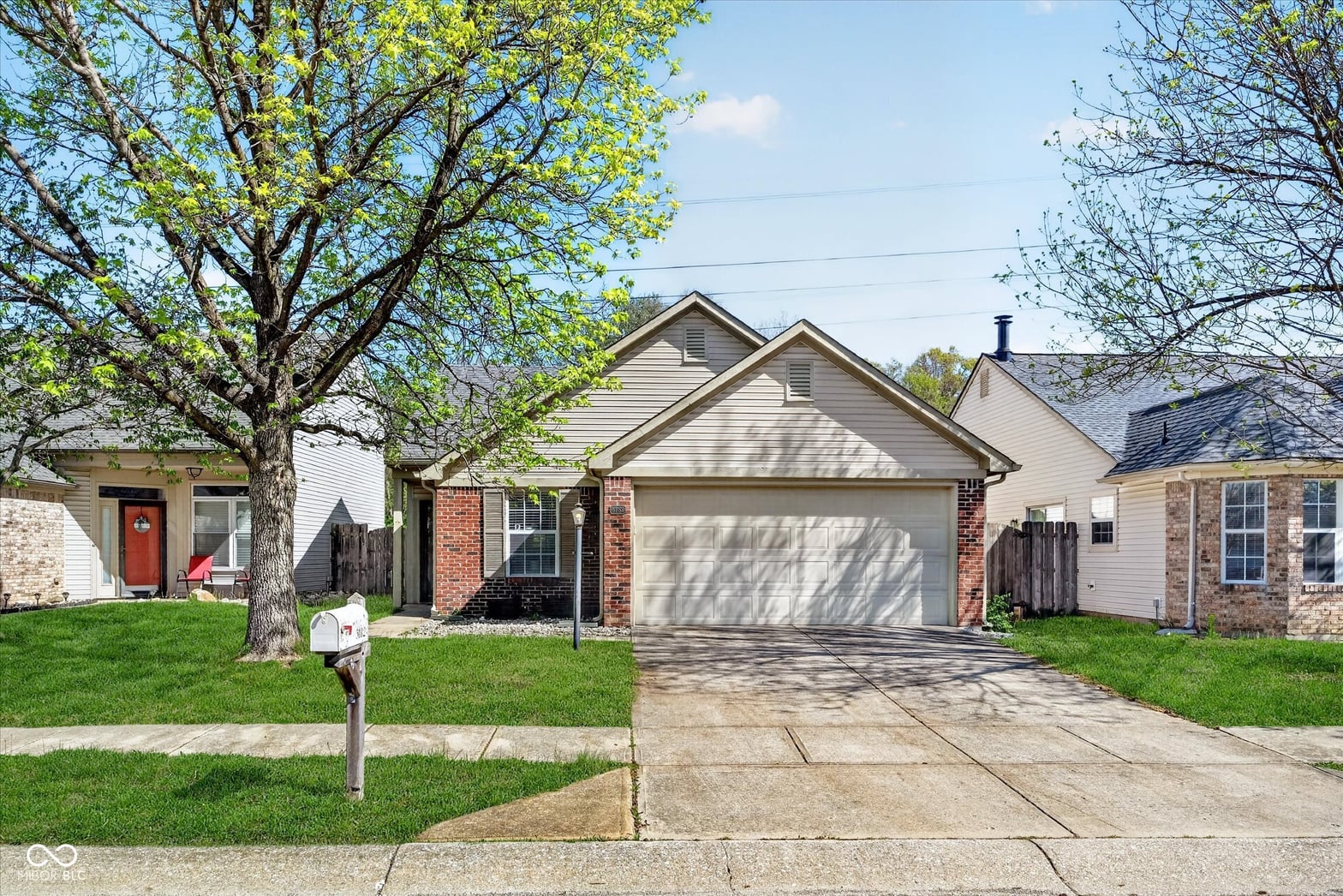 Photo of 5182 Pin Oak Drive, Indianapolis, IN