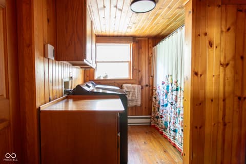 Laundry room at 6191 Possum Trot Road, Unionville, IN