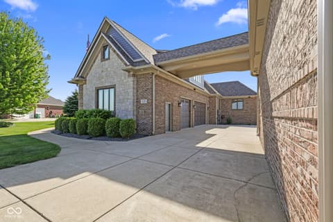 Photo of 6719 E Cross Timbers Court, Martinsville, IN