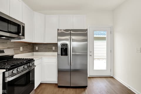 Kitchen at 3951 Sandpiper Way, Brownsburg, IN