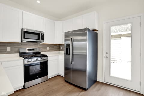 Kitchen at 3951 Sandpiper Way, Brownsburg, IN