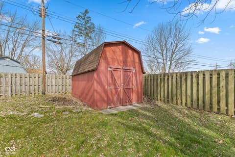 Photo of 8109 Laura Lynne Lane, Indianapolis, IN