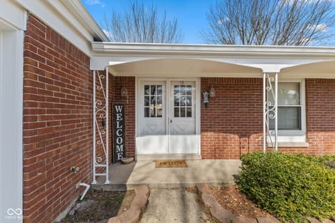 Photo of 8109 Laura Lynne Lane, Indianapolis, IN