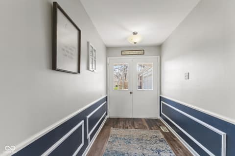 Photo of 8109 Laura Lynne Lane, Indianapolis, IN