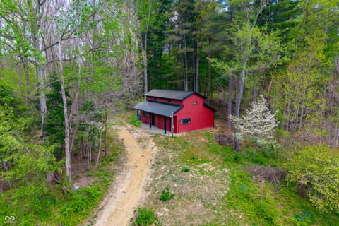 Photo of 5980 Pine Tree Lane, Morgantown, IN