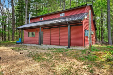 Photo of 5980 Pine Tree Lane, Morgantown, IN