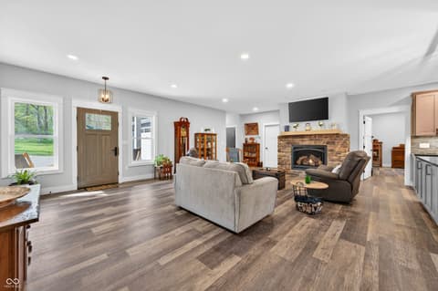Photo of 5980 Pine Tree Lane, Morgantown, IN