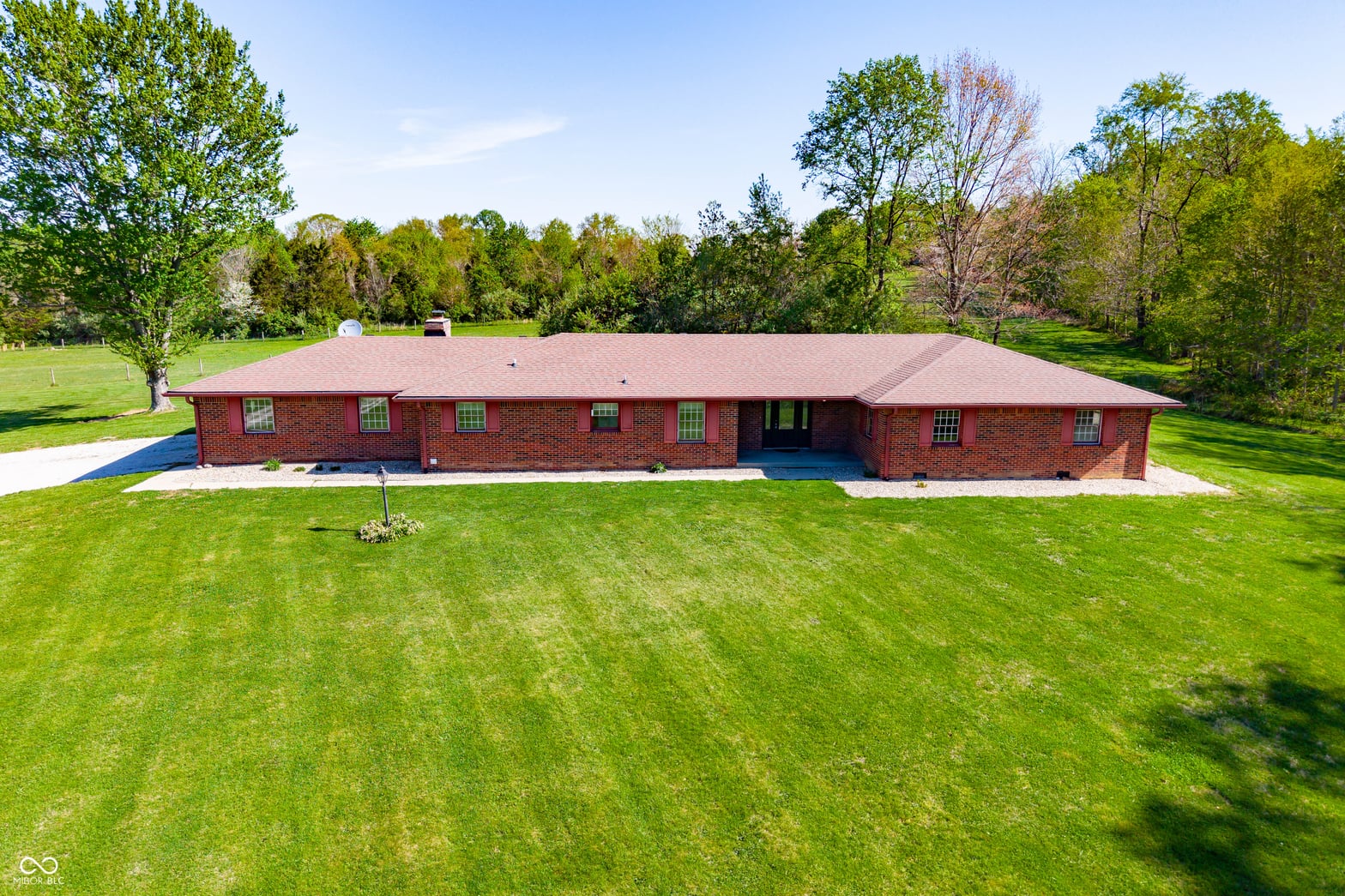 Photo of 1546 W 750 S, Trafalgar, IN