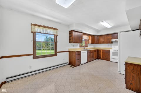 Photo of 1546 W 750 S, Trafalgar, IN