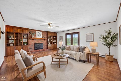 Photo of 1546 W 750 S, Trafalgar, IN