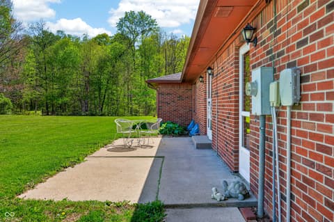 Photo of 1546 W 750 S, Trafalgar, IN