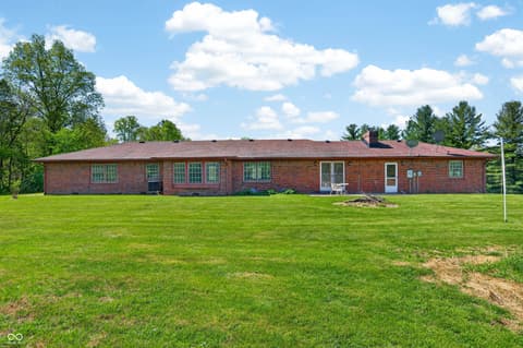 Photo of 1546 W 750 S, Trafalgar, IN